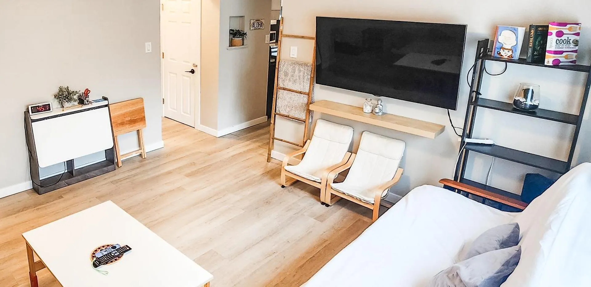 Humble Boho In A Rising Area Apartment Edmonton
